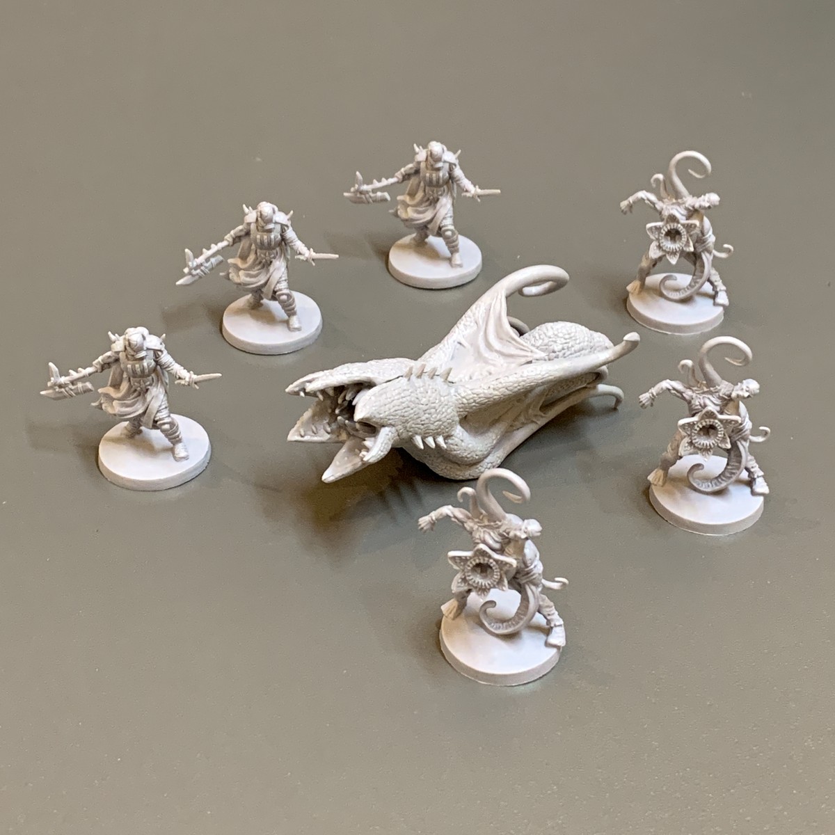 Board Game Horror Movie - Lotto 6 Alpha Worm SciFi Miniature