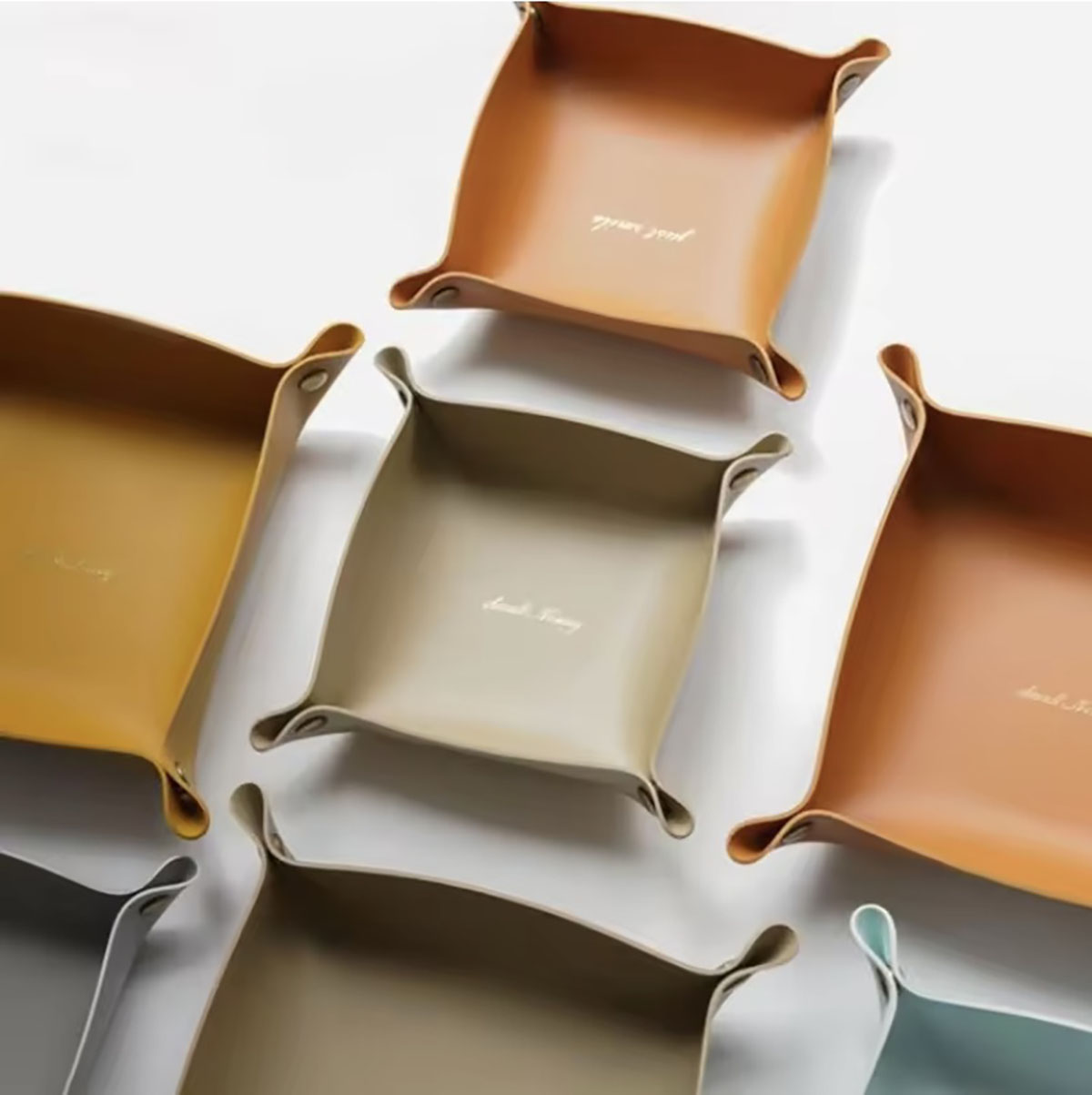 Vassoio portaoggetti in pelle  - Token Tray Organizer recensione e prezzo