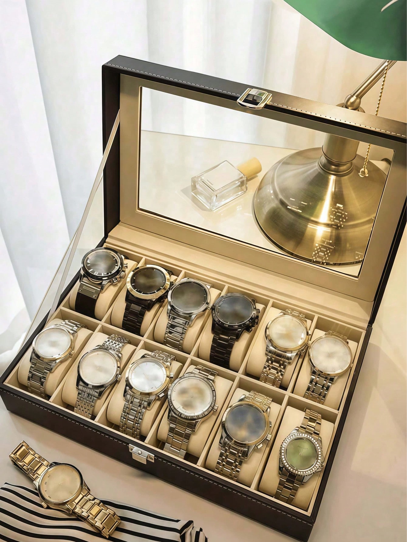 Scatola Porta Orologi in Pelle - Token Tray Organizer recensione e prezzo
